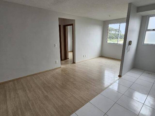 Apartamento para Venda em Caxias do Sul - 4