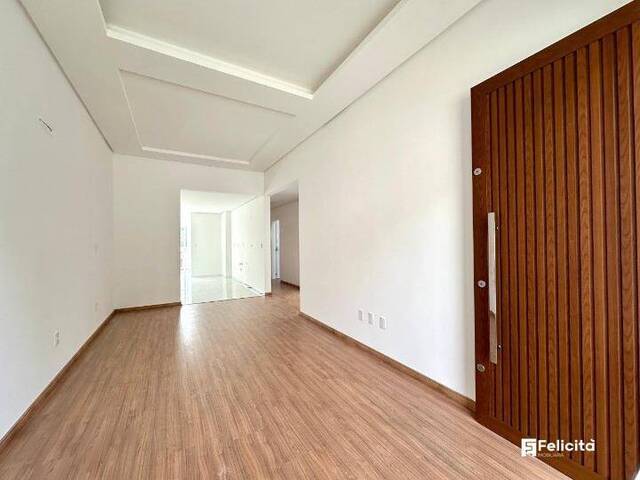 Sobrado para Venda em Caxias do Sul - 4