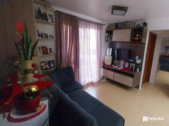 Apartamento para Venda em Caxias do Sul - 2