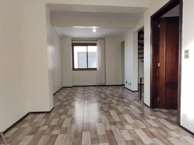 Apartamento para Venda em Caxias do Sul - 3