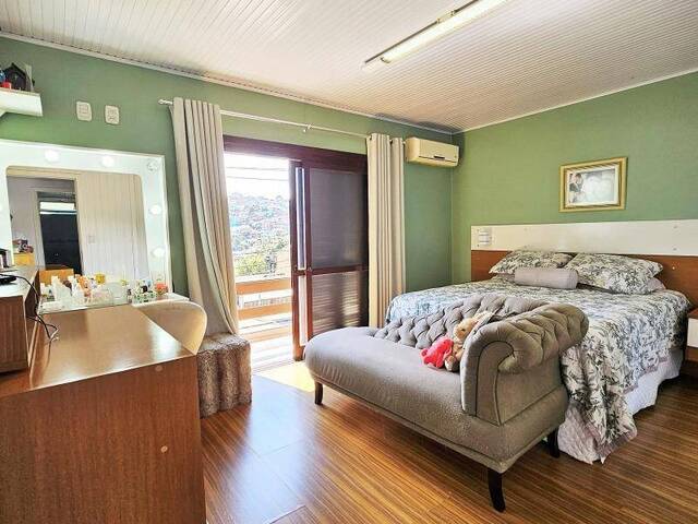 Casa para Venda em Caxias do Sul - 2