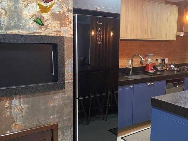 Sobrado para Venda em Caxias do Sul - 4