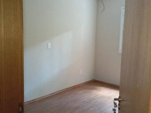 Apartamento para Venda em Caxias do Sul - 4