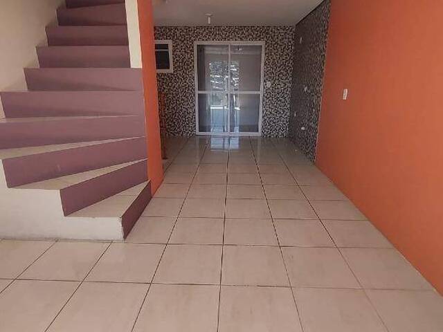 Sobrado para Venda em Caxias do Sul - 2