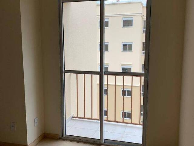 Apartamento para Venda em Caxias do Sul - 2