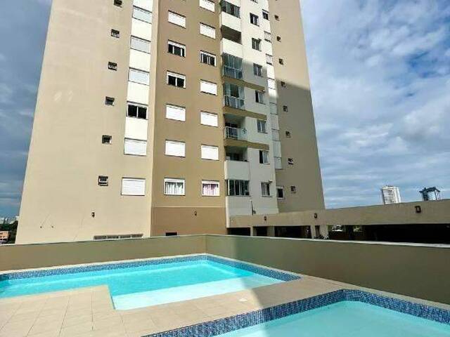 Apartamento para Venda em Caxias do Sul - 3