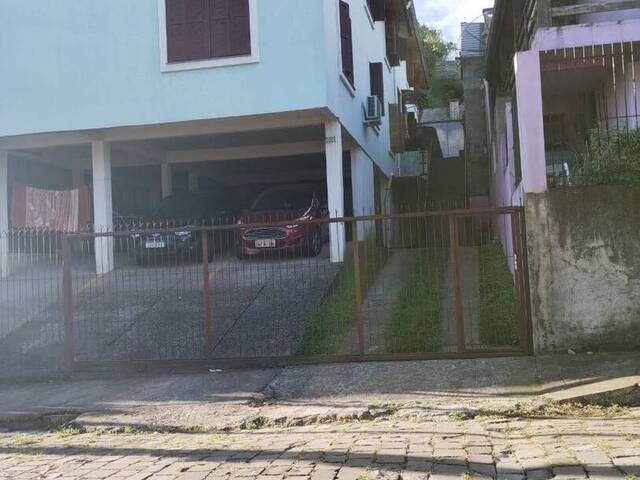 Sobrado para Venda em Caxias do Sul - 2