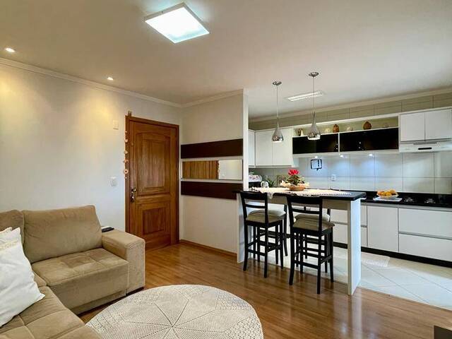 Apartamento para Venda em Caxias do Sul - 2