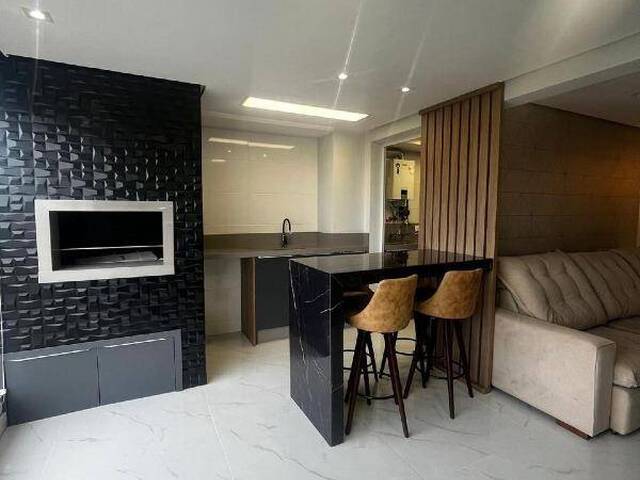 Apartamento para Venda em Caxias do Sul - 3