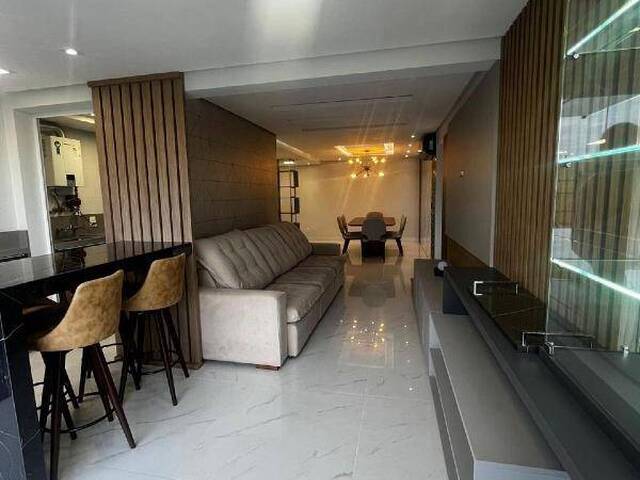 Apartamento para Venda em Caxias do Sul - 4