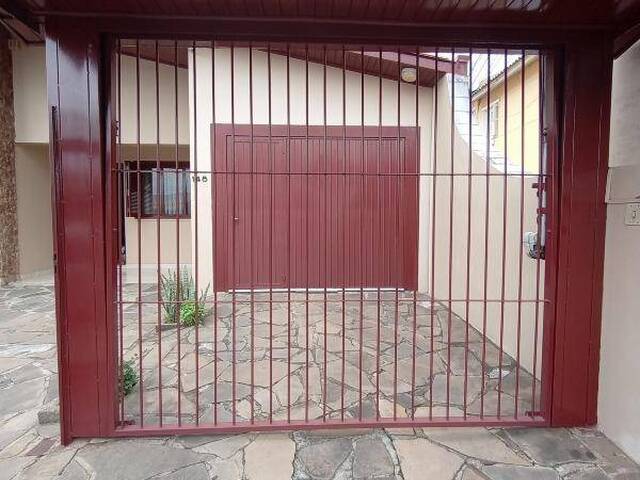 #902 - Casa para Venda em Caxias do Sul - RS