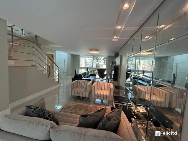 #925 - Casa para Venda em Caxias do Sul - RS