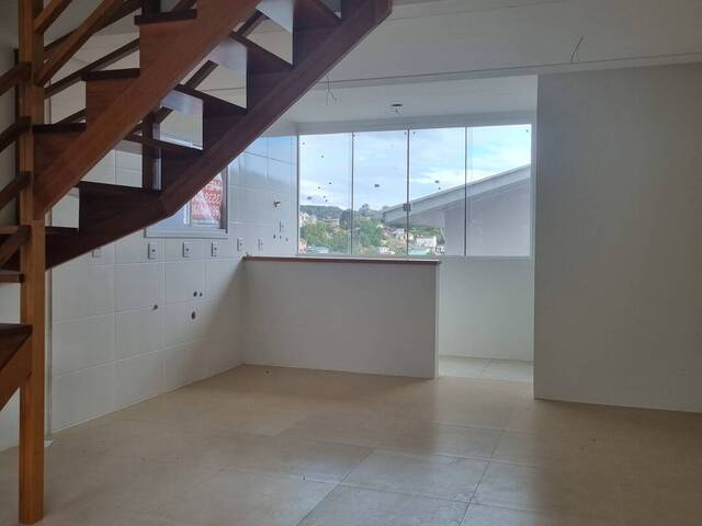 Sobrado para Venda em Caxias do Sul - 3