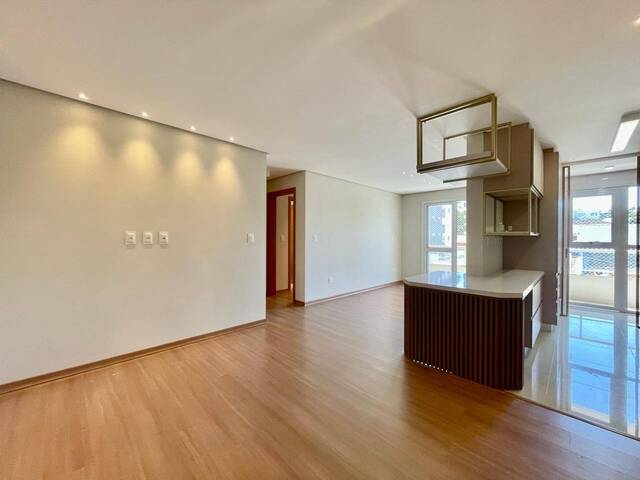 Apartamento para Venda em Caxias do Sul - 5