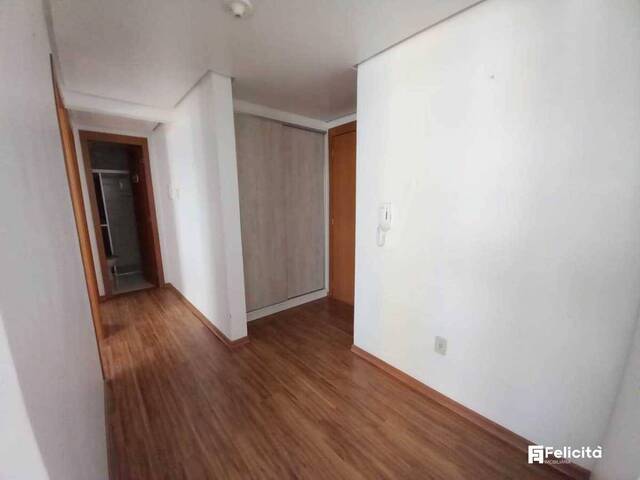Apartamento para Venda em Caxias do Sul - 4
