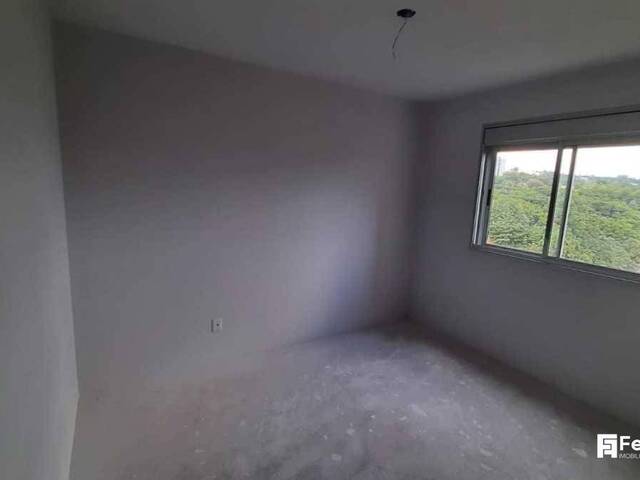 Apartamento para Venda em Caxias do Sul - 5