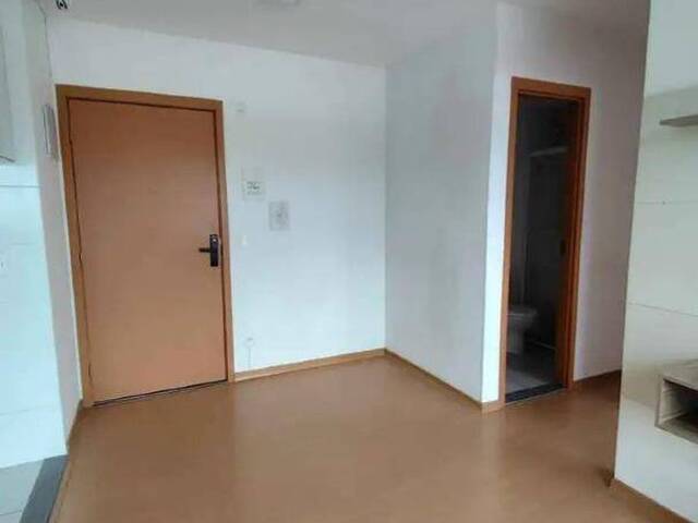 Apartamento para Venda em Caxias do Sul - 3