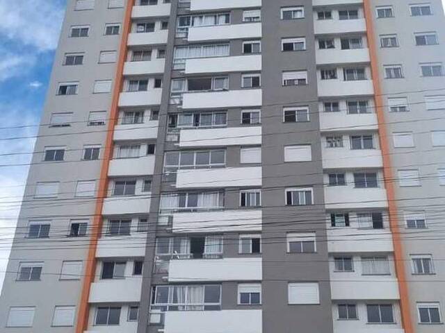 Apartamento para Venda em Caxias do Sul - 2