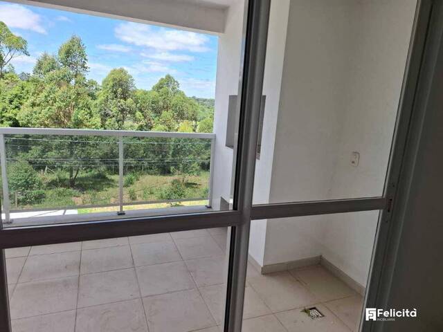 Apartamento para Venda em Caxias do Sul - 3