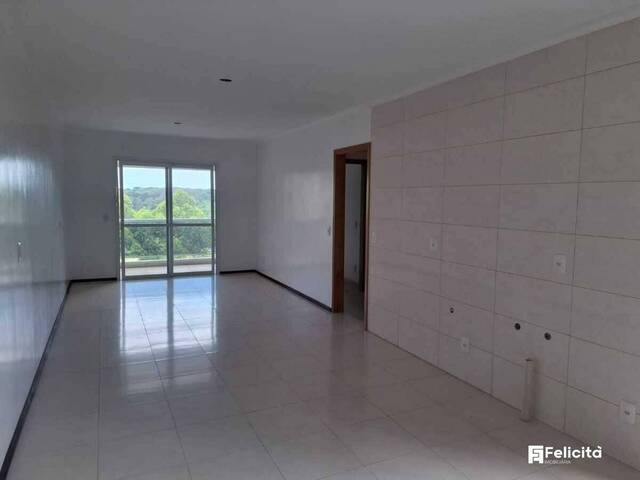 Apartamento para Venda em Caxias do Sul - 2