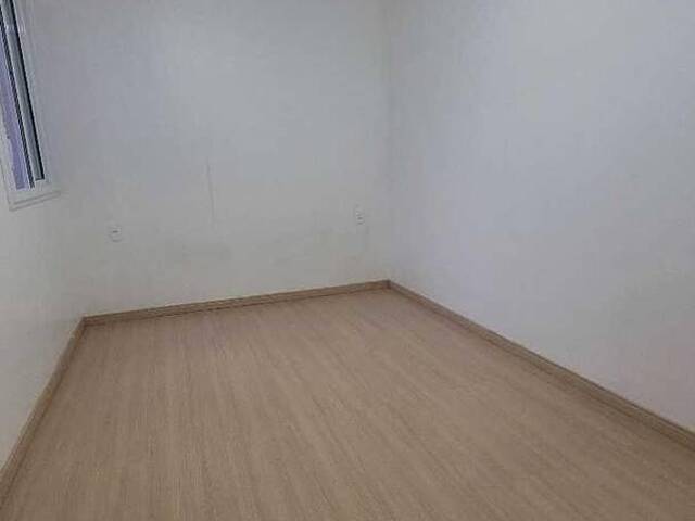 Apartamento para Venda em Caxias do Sul - 2