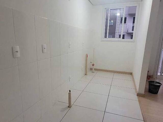 Apartamento para Venda em Caxias do Sul - 4