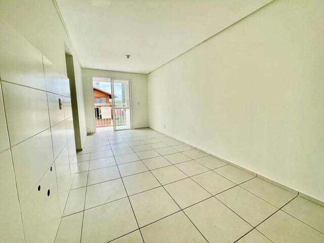 Apartamento para Venda em Caxias do Sul - 3