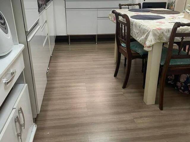 Apartamento para Venda em Caxias do Sul - 2