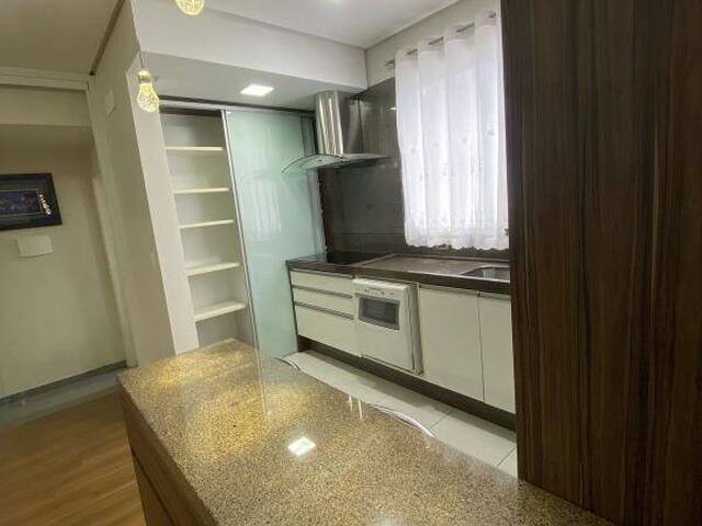 Sobrado para Venda em Caxias do Sul - 2