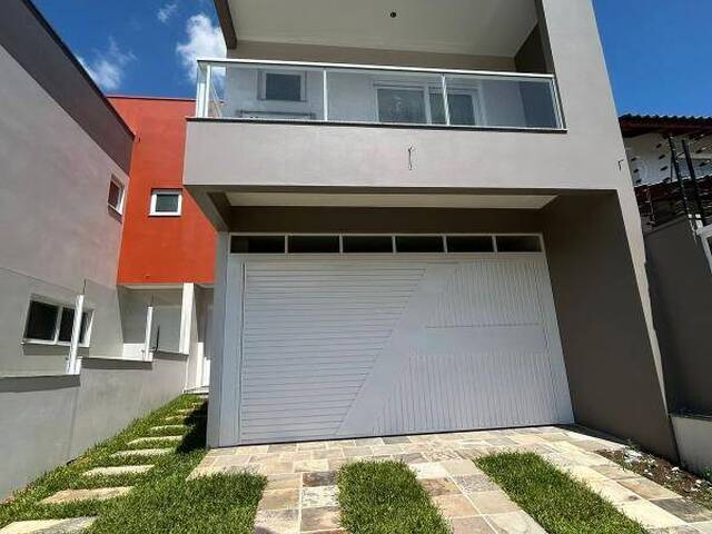 #1043 - Sobrado para Venda em Caxias do Sul - RS