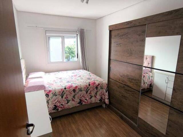 Apartamento para Venda em Caxias do Sul - 4