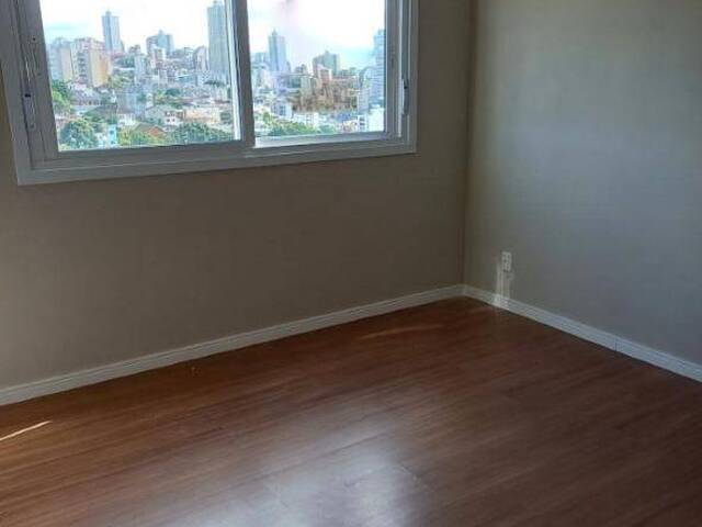 Apartamento para Venda em Caxias do Sul - 4