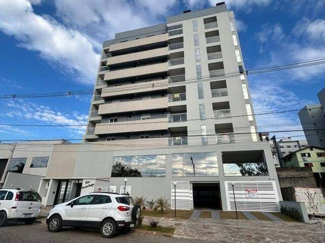 Apartamento para Venda em Caxias do Sul - 2