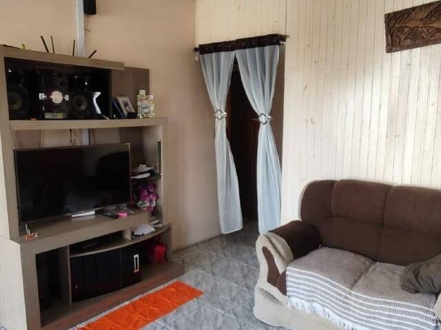 #1053 - Casa para Venda em Caxias do Sul - RS