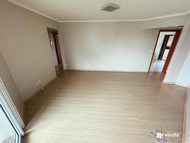 Apartamento para Venda em Caxias do Sul - 4