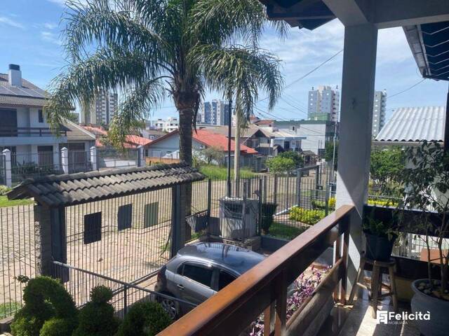 #1082 - Casa para Venda em Caxias do Sul - RS