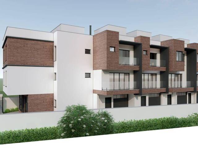 #1086 - Sobrado para Venda em Caxias do Sul - RS