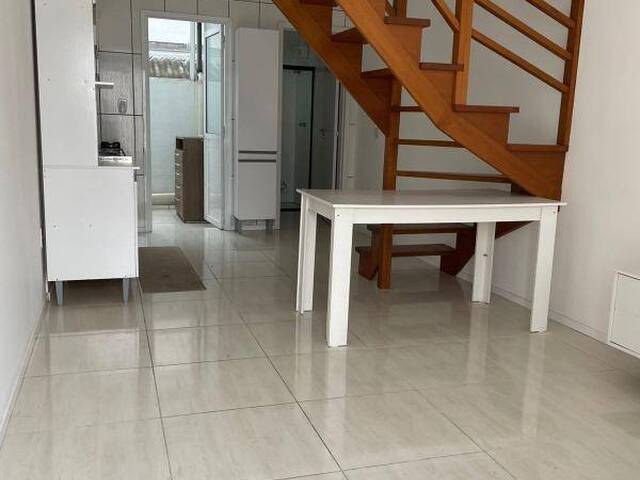 Sobrado para Venda em Caxias do Sul - 2