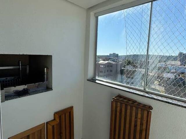Apartamento para Venda em Caxias do Sul - 4