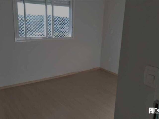 Apartamento para Venda em Caxias do Sul - 2