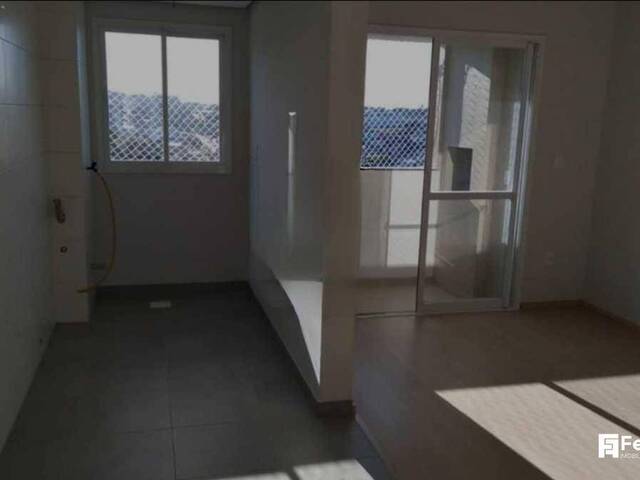 Apartamento para Venda em Caxias do Sul - 3