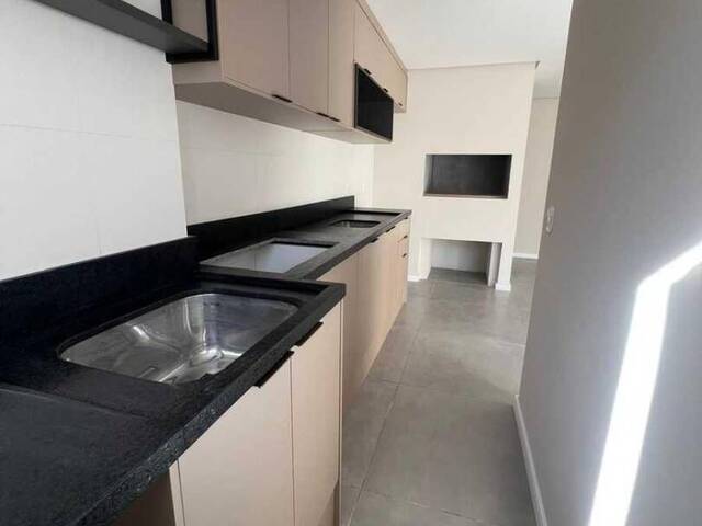 Apartamento para Venda em Caxias do Sul - 3