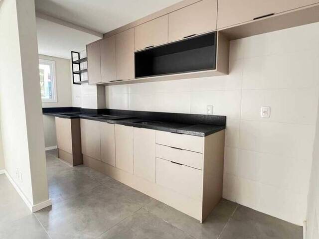 Apartamento para Venda em Caxias do Sul - 2