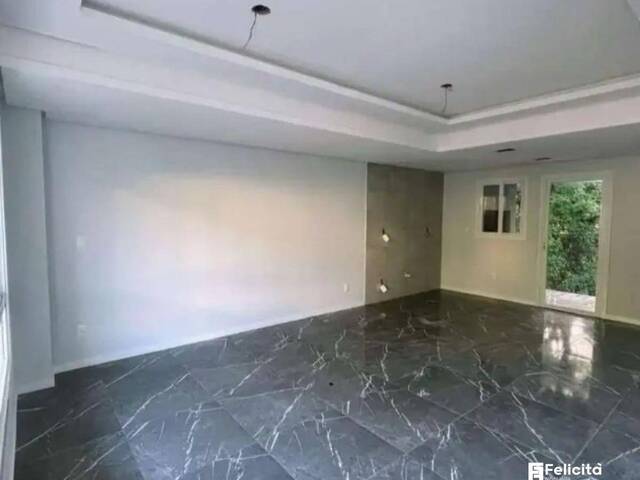 Sobrado para Venda em Caxias do Sul - 4