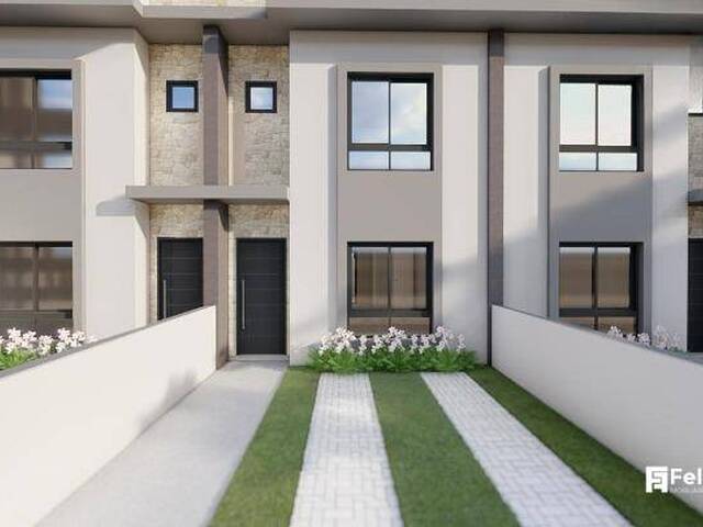 #1148 - Sobrado para Venda em Caxias do Sul - RS