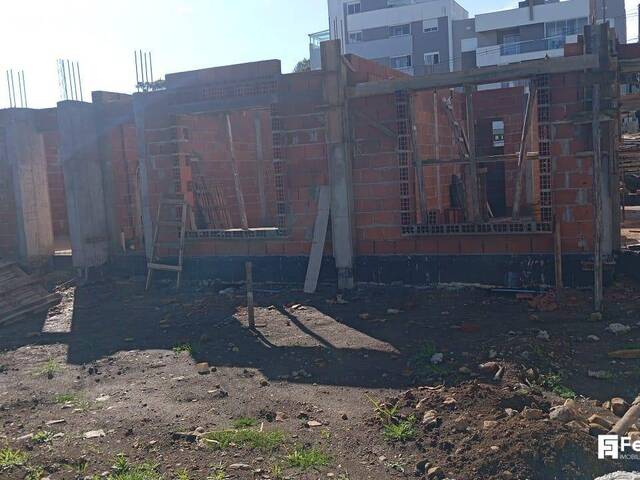 Sobrado para Venda em Caxias do Sul - 4