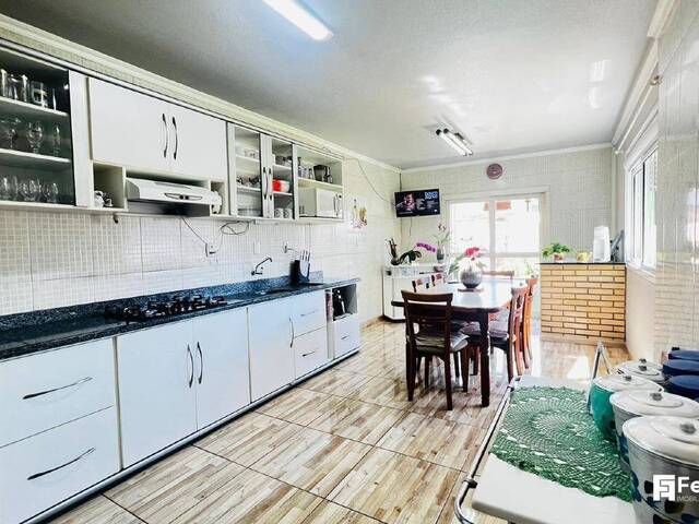 #1154 - Casa para Venda em Caxias do Sul - RS