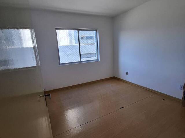 Apartamento para Venda em Caxias do Sul - 4