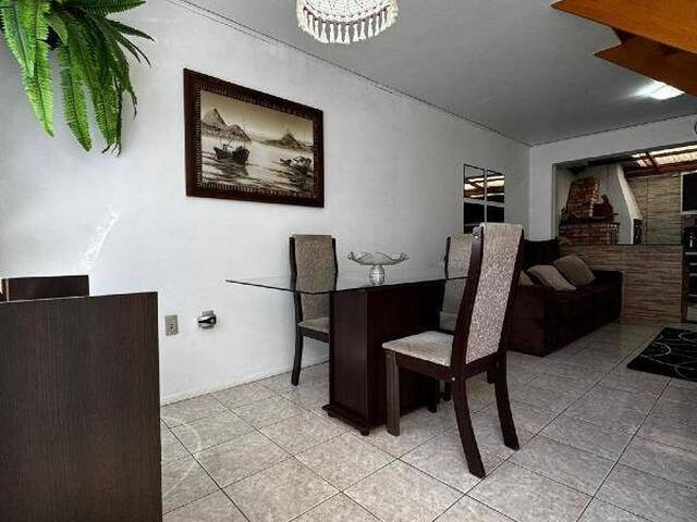 Sobrado para Venda em Caxias do Sul - 4