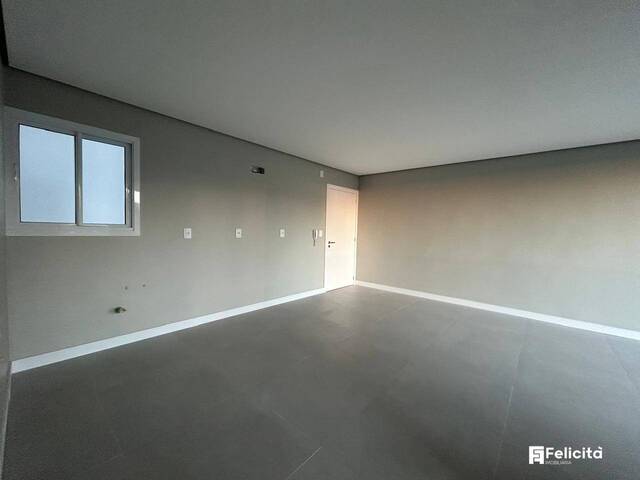 Apartamento para Venda em Caxias do Sul - 2